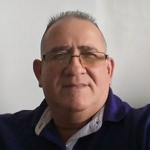 Meet your Posher, Luis